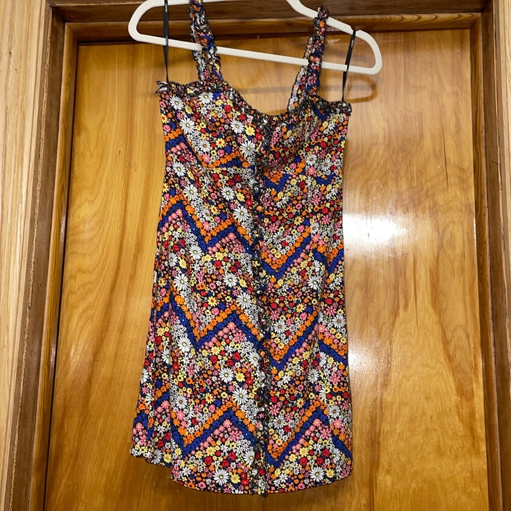 🎉 3 items for $20! Floral Cami Button Down Dress 🌸